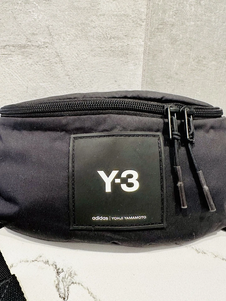 Bolsa tiracolo Y3 x cinto, náilon preto, com etiqueta de autenticidade - Imagem 2 de 4