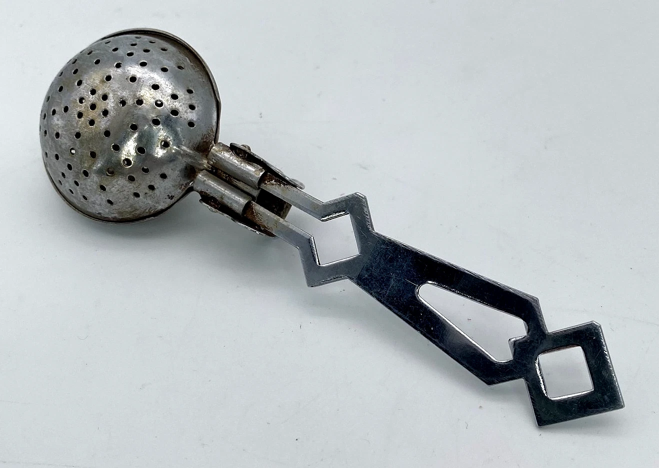 Vintage Art Deco Nutbrown Tea Infuser Strainer Spoon Chrome Plated Reg 85222