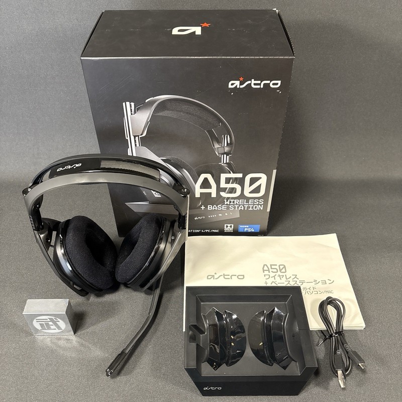 ASTRO A50 Wireless Gaming Headset + Base Station PS4/PC/Mac Dolby 7.1 Black Used