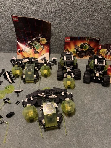 LEGO Aerial Intruder 6981 Complete Set w/ Minifigs & Instructions Blacktron 2