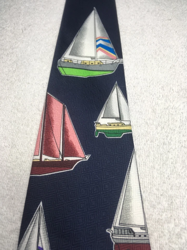 DEBORAH CORBATA HOMBRE AZUL MARINO CON VELEROS 4 X 58 Foto 3 de 4