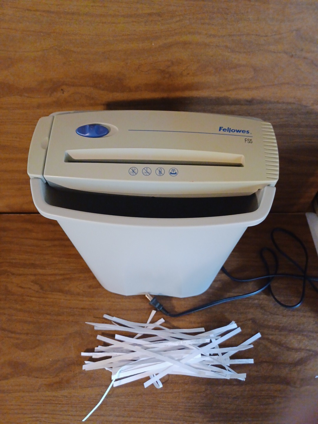 Fellowes Paper Shredder FS5  Compact Cutter Expandable Adjustable Safe Cut Works-image