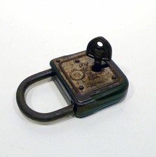 Lucchetto Burg in ferro funzionante con chiave fine '800 vintage antico a268