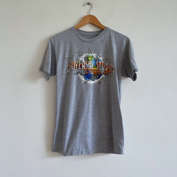 universal studios tshirt grey small graphic tee retro 