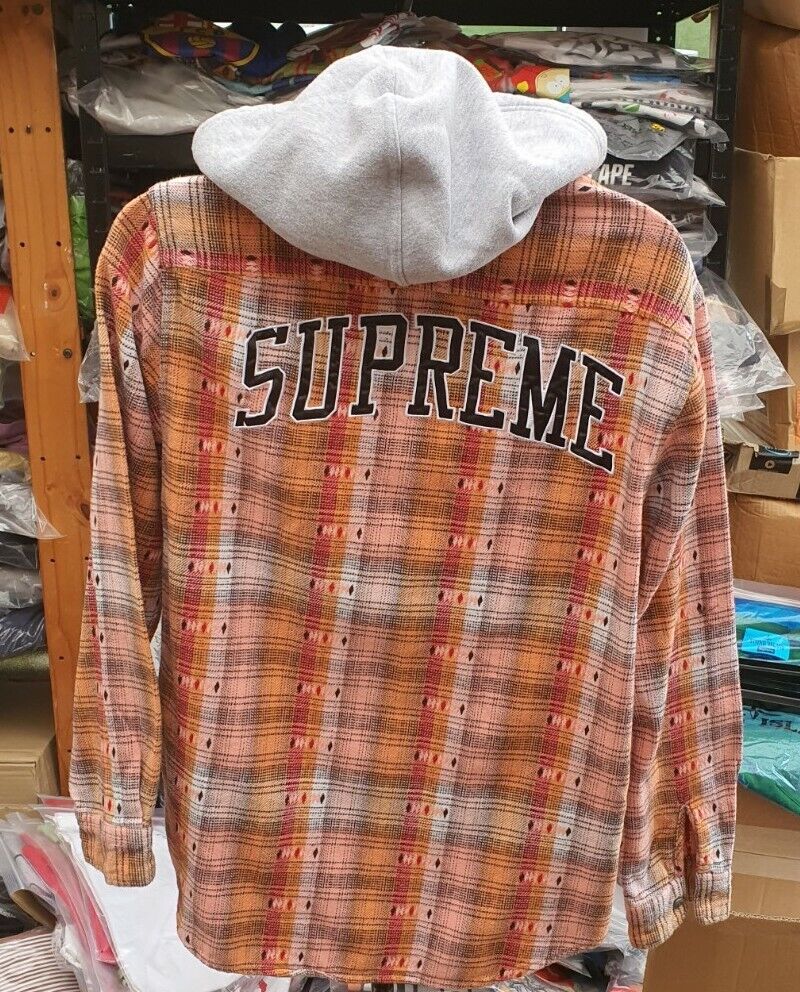 FW18 Supreme hooded jacquard flannel hooded shirt Size L FW18 Supreme hooded jacquard flannel hooded shirt Size L