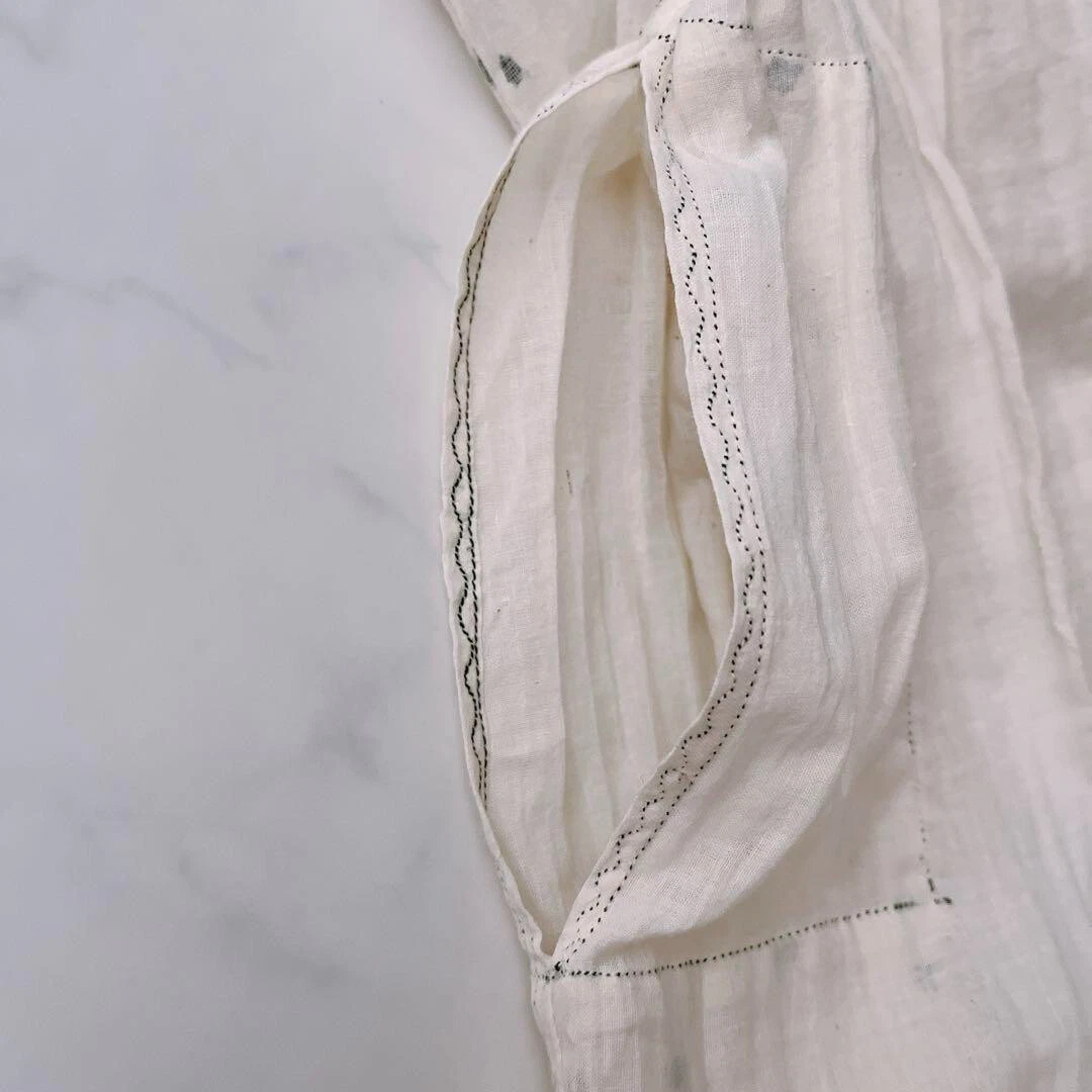 OFF WHITE ABITO SENZA MANICHE A POIS INJIRI MAI USA CONchette ETICHETTE A Lff white Off 2023o