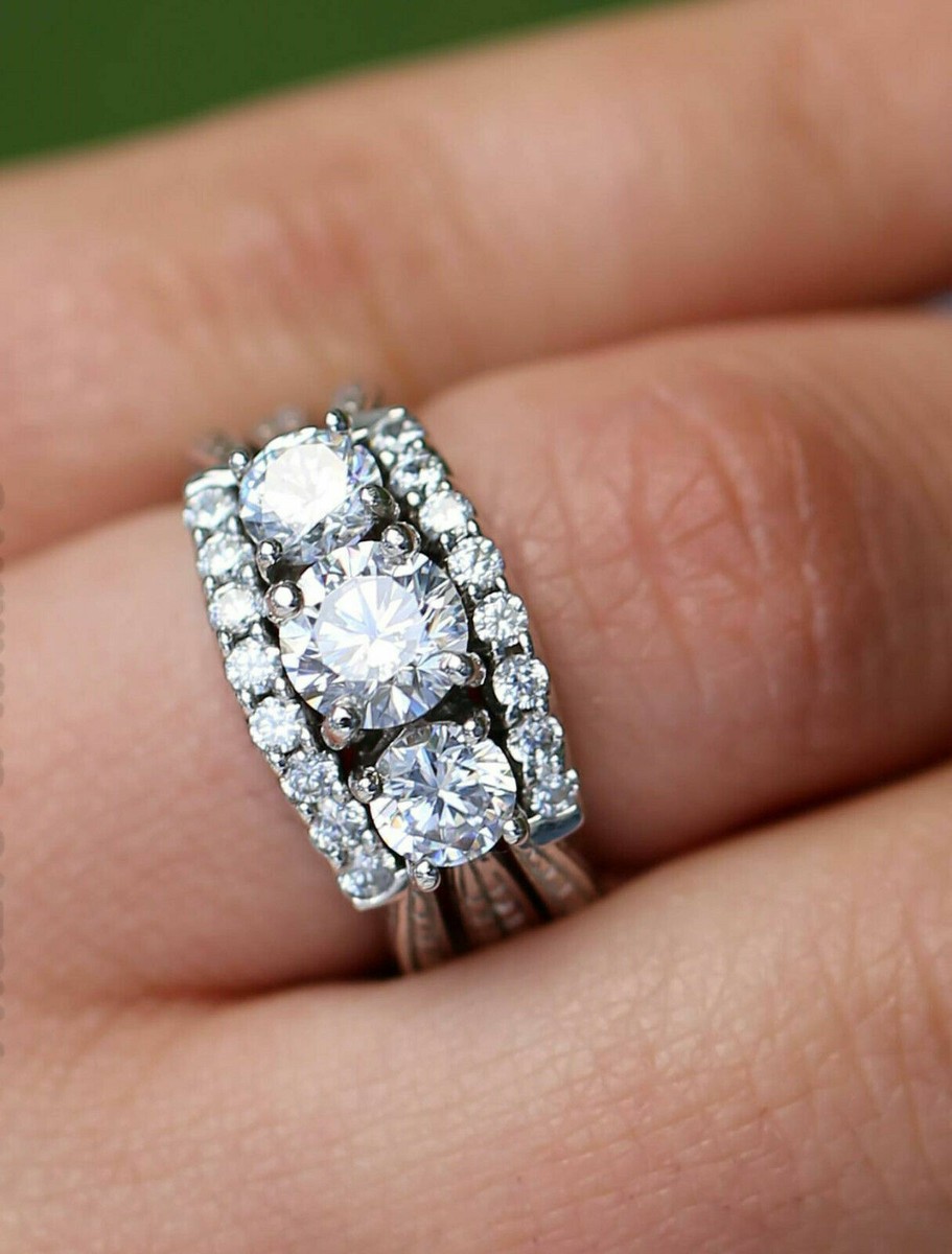 3-Stone Round Cut CZ-Stone Engagement Band Trio Ring Set In
