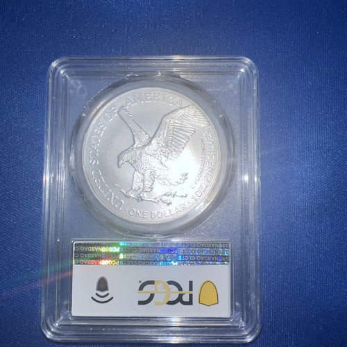 2021- $1 U.S. Silver Eagle Type 2 PCGS MS70 First Production 1oz coin - Imagen 2 de 2