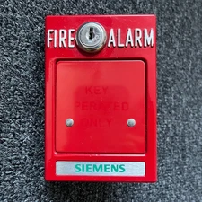Siemens MSM-INST 500-698220 Fire Alarm Institutional Pull Station USED