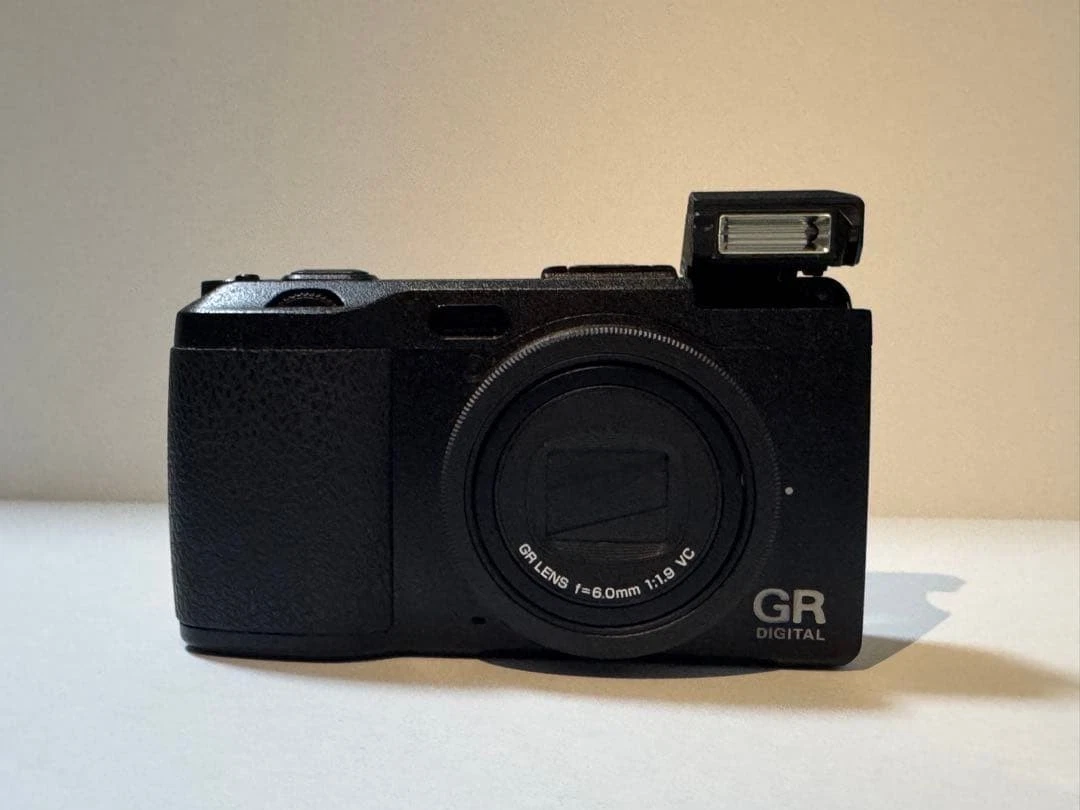 GR degital Ⅳ Ricoh GR DIGITAL IV Digital Camera (White) 175733 B&H Photo Video