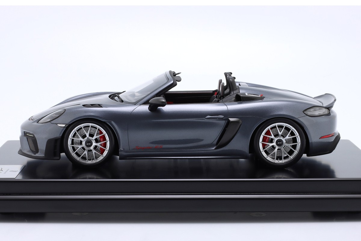 Spark 1:43 Porsche 718 (982) Spyder RS Baujahr 2024 grün metallic