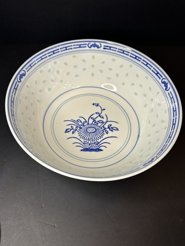 Jingdezhen China Rice Eyes Blue White Chrysanthemum Porcelain Cup Bowl 8”W 3.5”H - Bild 1 von 9