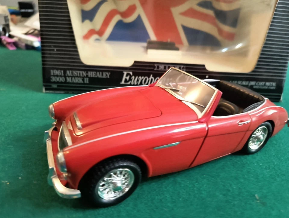 ERTL 1:18 Austin Healey 3000 Mark II 1961 - Color: red - Code: 7460 - Scale 1:18 - Immagine 2 di 4