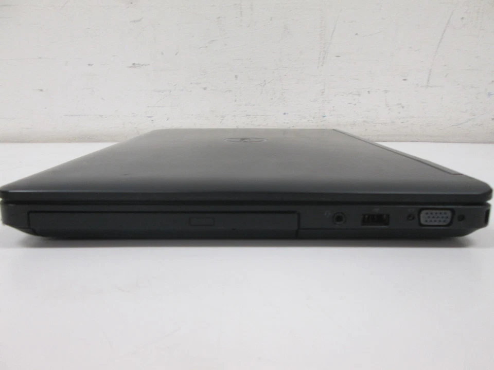 Dell Latitude E5540 320GB HDD Win 10 8GB RAM Intel i5 4210 @1.70GHz *Bad Battery - Image 2 of 4
