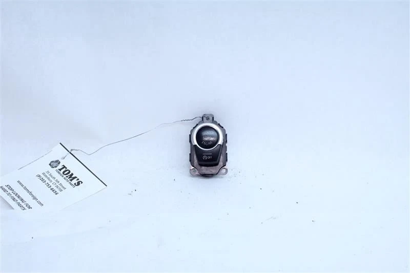 INTERRUPTOR DE ENCENDIDO 528i 535i 535i GT 550I 550I GT 640I 650I 740I 10-17 1121666 Foto 2 de 4