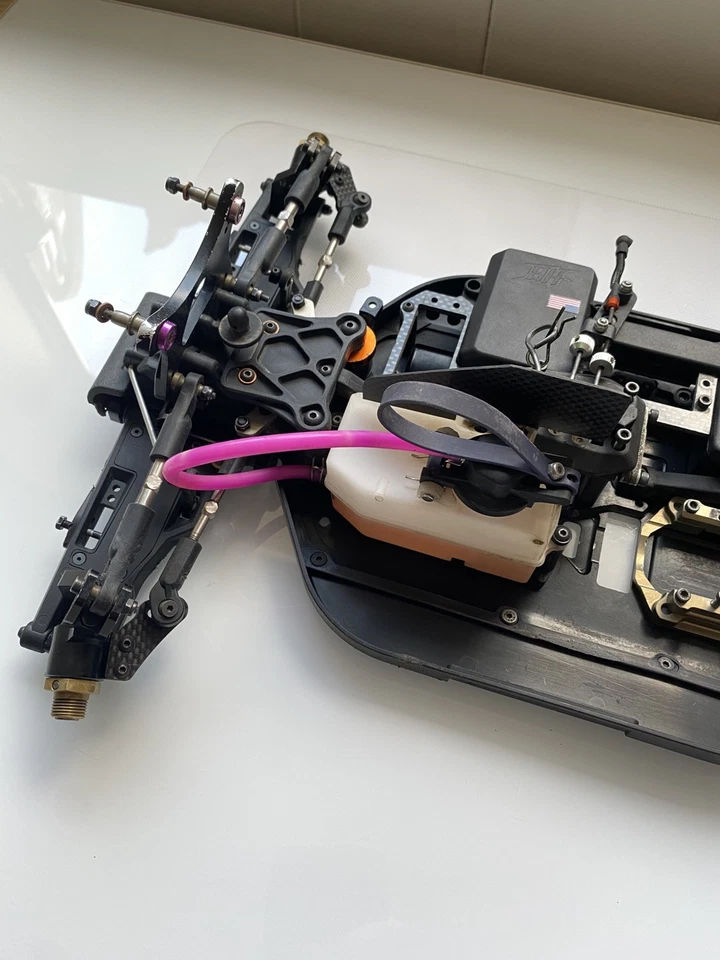 HB Racing D819RS nitro (For Parts) buggy Associated Mugen TLR Xray Hot Bodies - Image 2 of 4