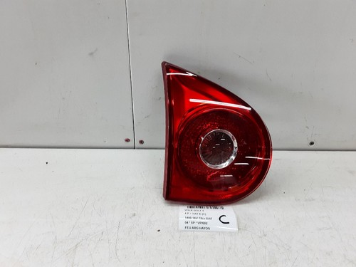 RÜCKLICHT LINKS IN DER HECKKLAPPE Golf V (1K1) 1K6945107C #VP002|FARGH|DV017