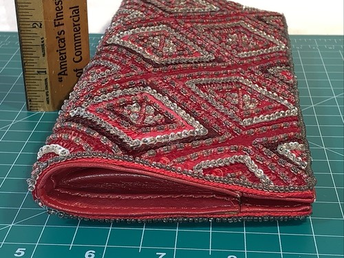 She Complete Damen Handtasche Clutch Rot Perlen Magnetverschluss Handperlen Made India - Bild 3 von 24