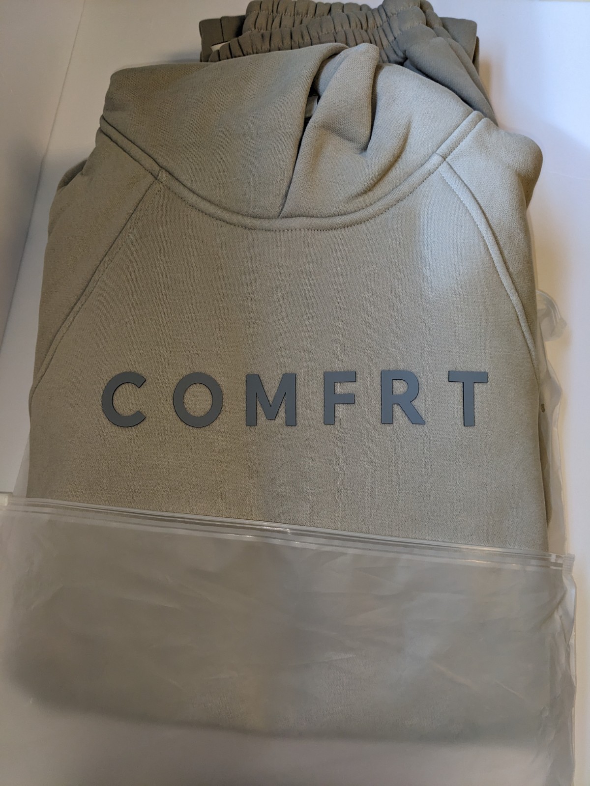 NEW Comfrt Cement Tranquil Hoodie And Sweatpants Set Medium 