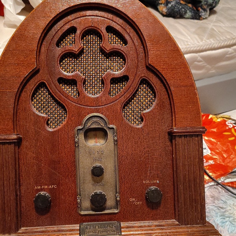 Thomas America Series Radio 317 AM/FM Cassette Player Collectors Edition