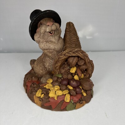Cairn Studios  Much Obliged  Cornucopia Figurine Signed By Wolfe HTF 1994 Flaws