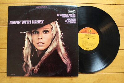 NANCY SINATRA LP 12'' RECORD ''MOVIN WITH NANCY'' REPRISE STEREO VG- [31]