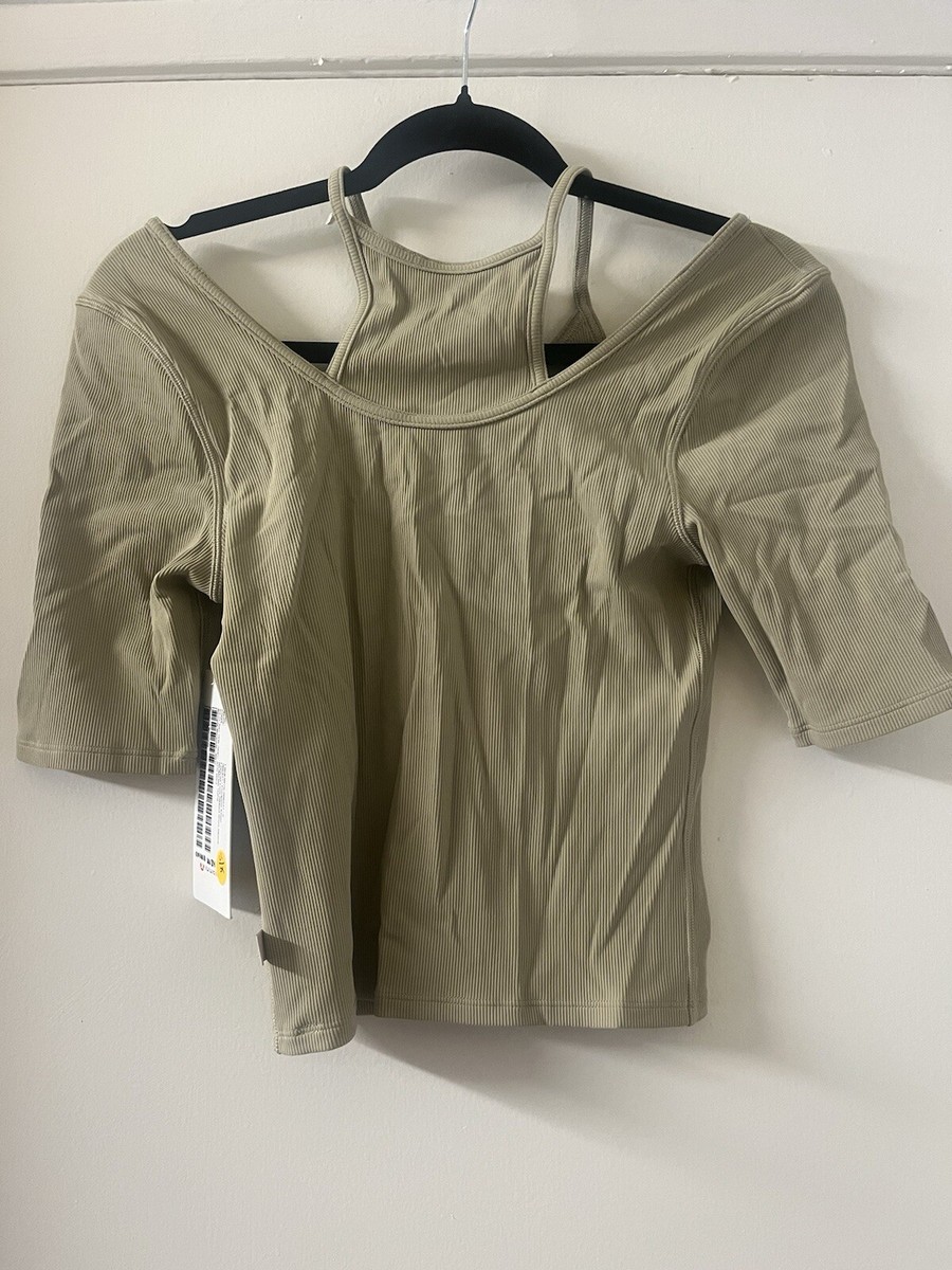 lululemonタートルネックベースレイヤー NWT Lululemon Layered Look Ribbed Top Size 6 | eBay