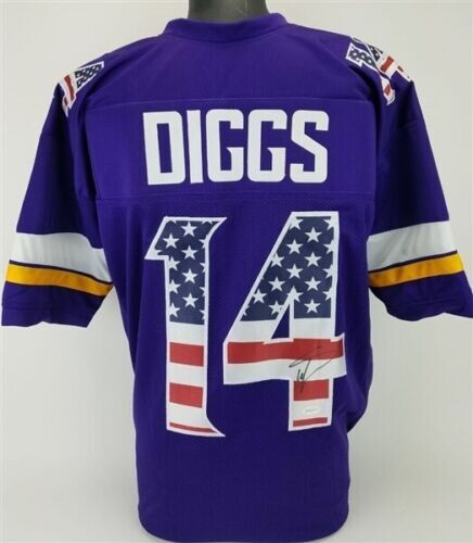 Stefon Diggs Signed Vikings USA Flag Jersey (TSE COA) Minnesota Wide Receiver