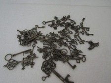 100 Pcs Unbranded Vintage Skeleton Key Charms Mixed Bronze Brass DIY Jewelry