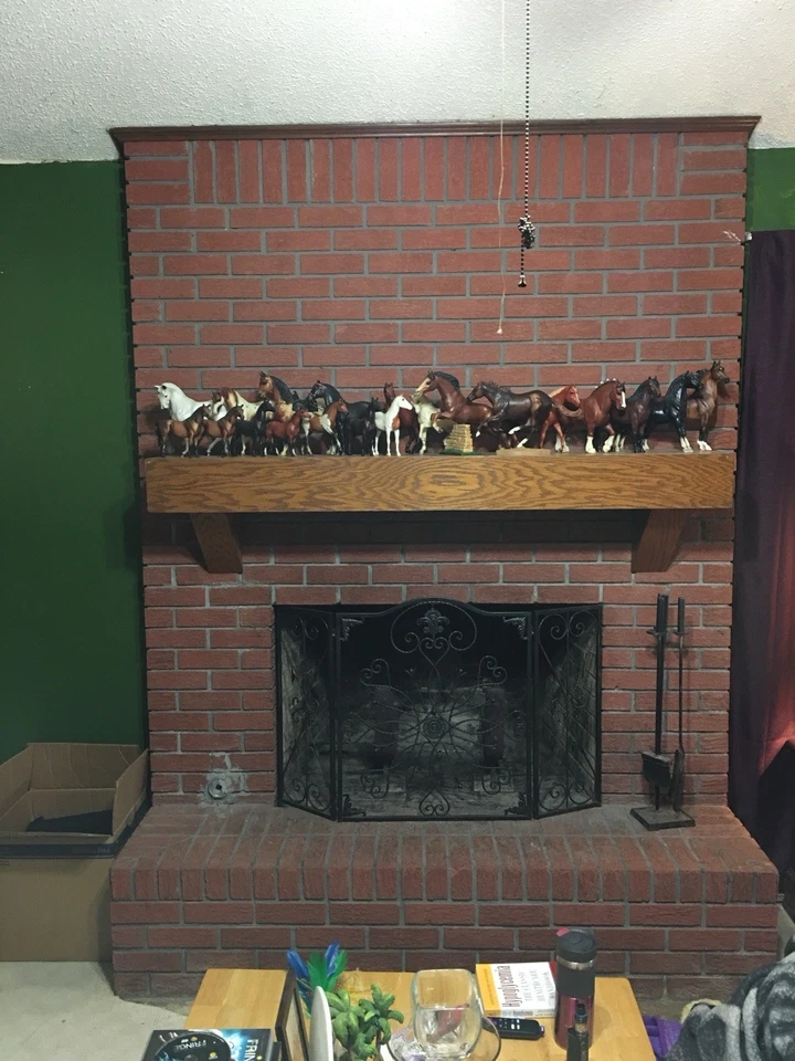 Breyer’s Horses (lot Of 22) - Image 2 of 4