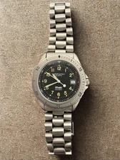 Hamilton Khaki Sub 660ft 9745B Black Dial Quartz SS Watch NEW BATTERY From Japan