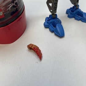 LEGO BIONICLE Rahkshi Turahk (8592)  Mix Match For parts w/ Kraata & Canister **