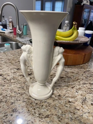Rare Redwing Rumrill Athena Nude Vase (Read)