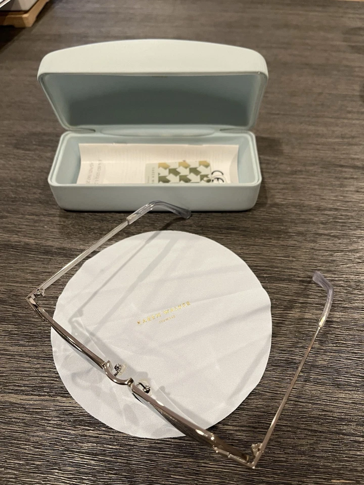 Gafas de sol Karen Walker plateadas para mujer Foto 2 de 4