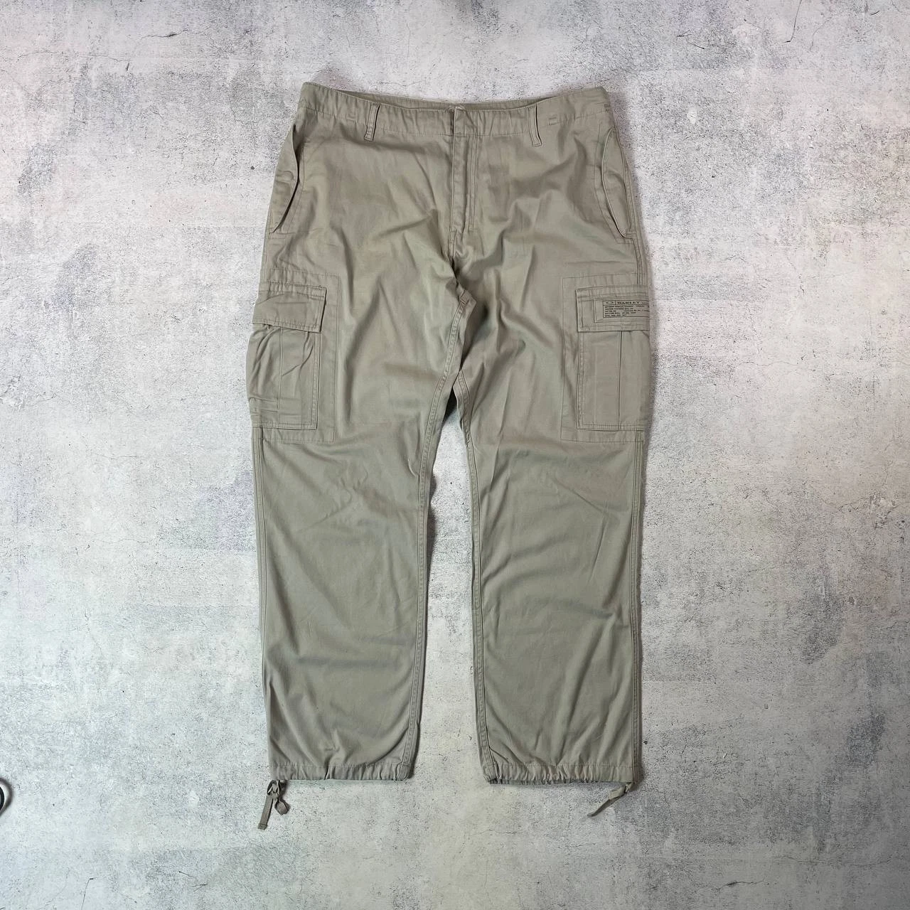 Vintage OAKLEY Tactical Hiking Multipocket Cargo Pants