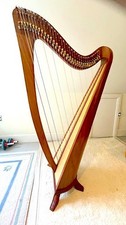 34 string McHugh (style) round back  mahogany harp, with fabric case