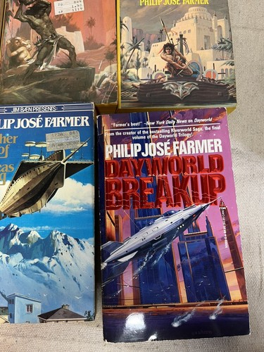 Philip Jose Farmer Book Lot Of 19 VTG Sci Fi Fantasy Paperback V6487 - Picture 3 of 17