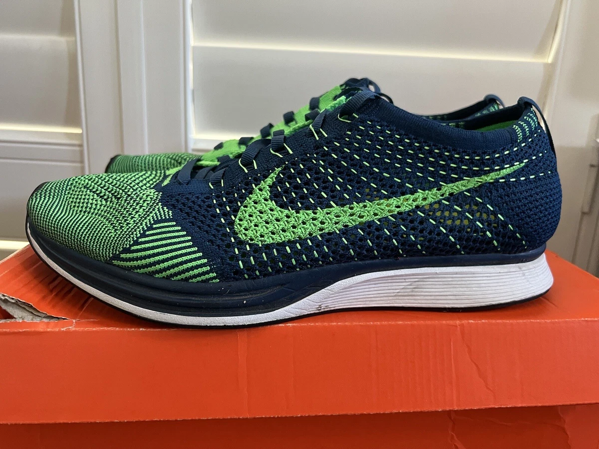 Nike flyknit racer oreo clearance green