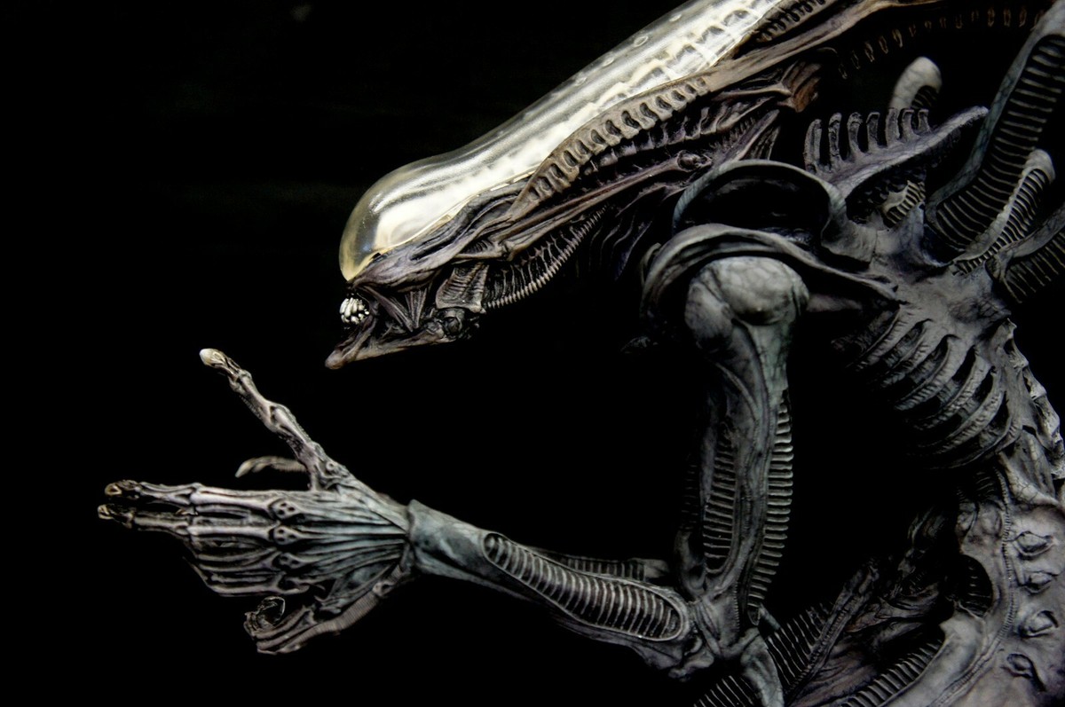 H.R. Giger Big Chap Alien 45 cm Art Statue 2.0 Takayuki Takeya