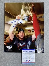 BOSTON RED SOX DEREK LOWE SIGNED 8x10 WORLD SERIES CHAMPS PHOTO 2004 PSA AM76136