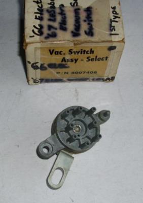 NOS 1966 1967 BUICK LESABRE ELECTRA WILDCAT AUTO A/C VACUUM SELEC SWITCH 3007406