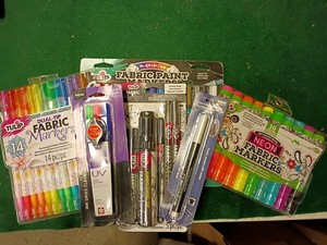 Lot Of Fabric markers (48 Items)