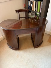 Antique Kidney-Shaped Mahogany Desk Writing Desk 9 Drawers Glass Top