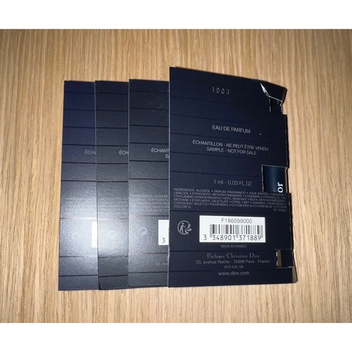 SAUVAGE Dior Men's Eau de Toilette Spray Samples, Vials, 4 X .03 oz. (1 ml), NEW - Photo 2 sur 2