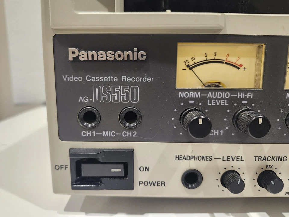 Panasonic AG-DS550P Video Cassette Editing Recorder SVHS HiFi TESTED - Image 2 of 4