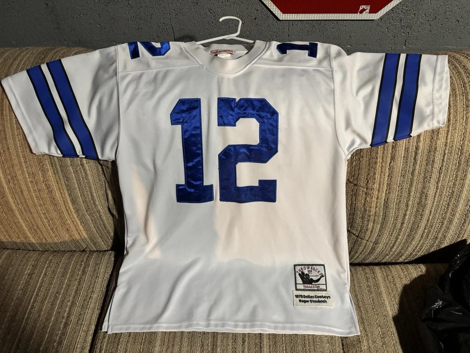复古 1975 年 Roger Staubach 球衣 Mitchell & Ness — 第 2/4 张图片