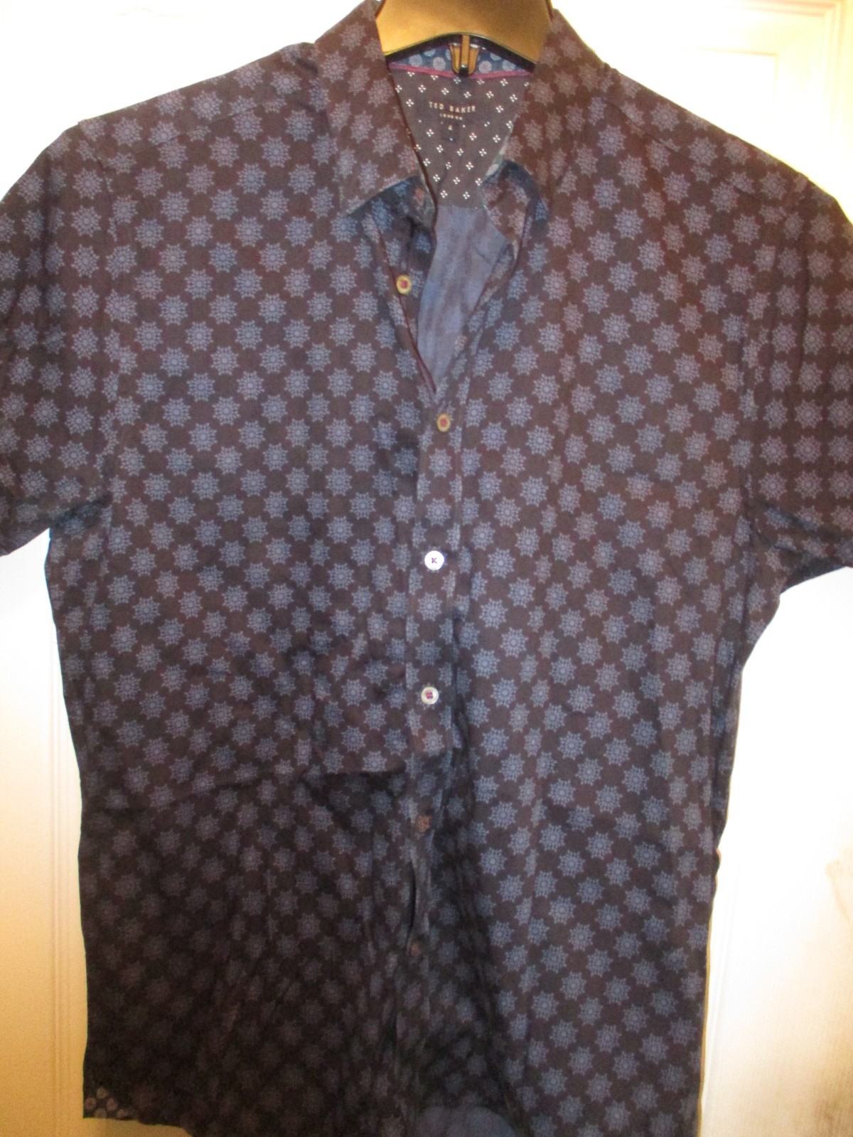 TED BAKER Black/Blue Geometric Pattern Short Slee… - image 2