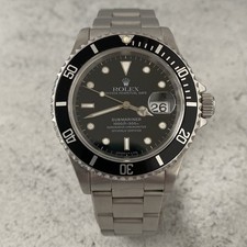 1997 Rolex Submariner Date 16610 Oyster Perpetual Watch - Full Set