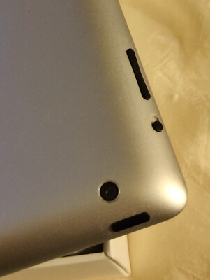 Apple A1416 iPad 3rd Generation 16 GB White Silver 9.7” Tablet | eBay