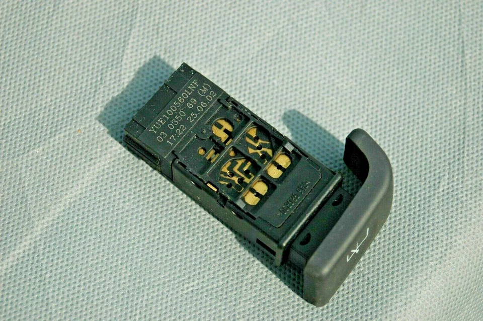 Interruptor de lavadora de ventana trasera Land Rover Freelander 2002-2004 OEM Foto 2 de 3